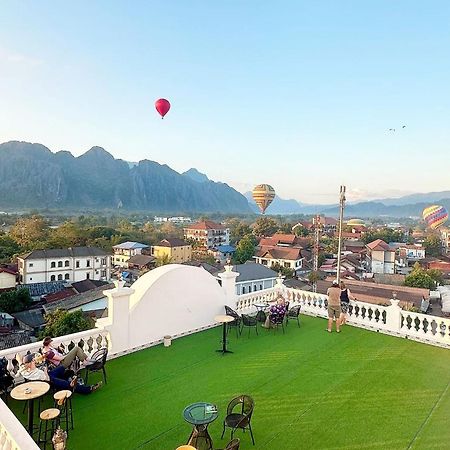 Sky Hotel Vang Vieng Exterior foto